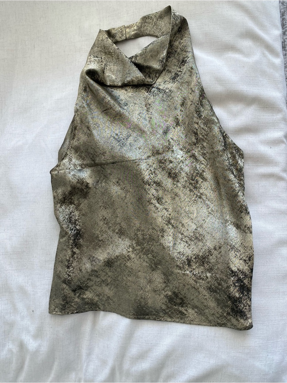 Sleeveless Metallic Halter Top in Black & Gold